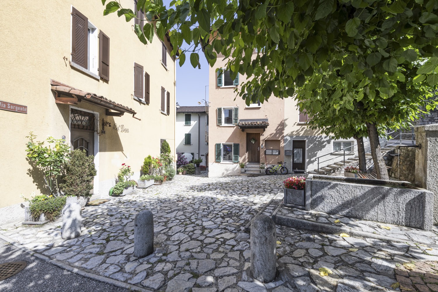 Freistehendes Haus Mit Seeblick Im Ortskern Von Aldesago