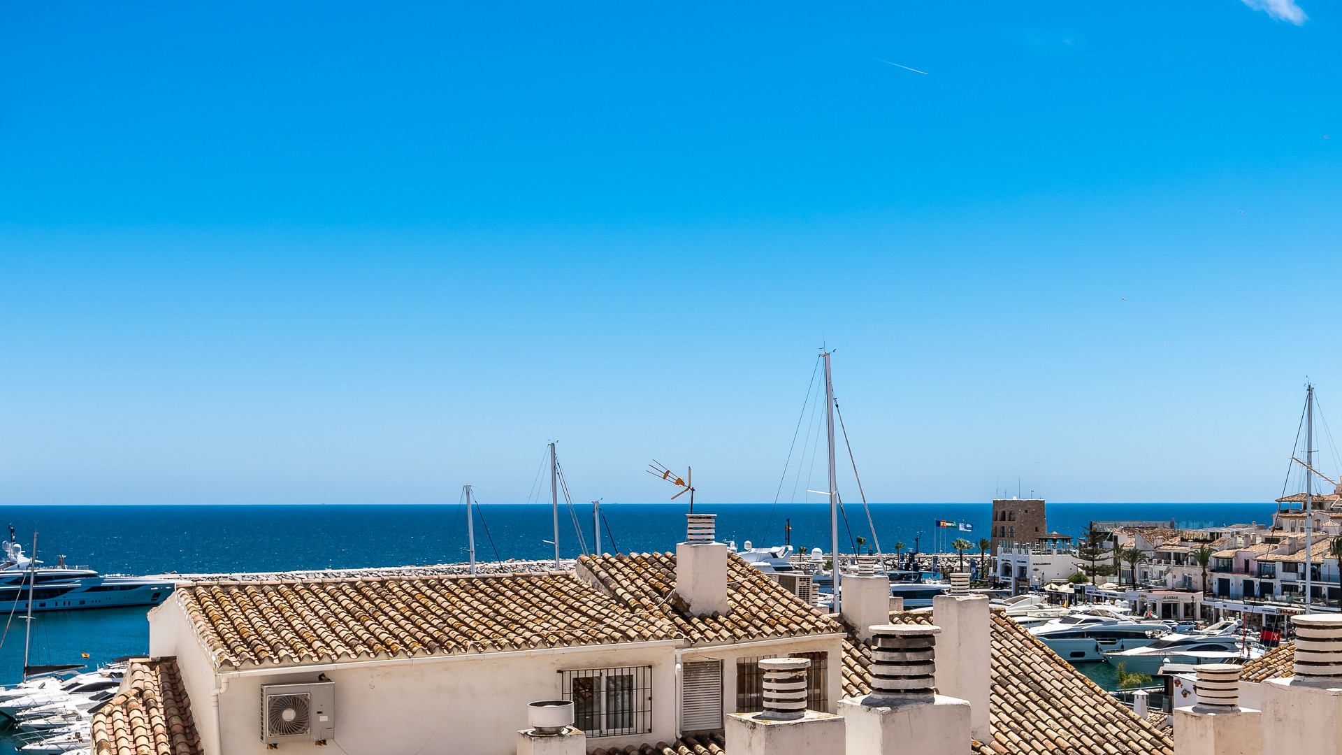 Puerto Banús: Magnífico apartamento con vistas al mar