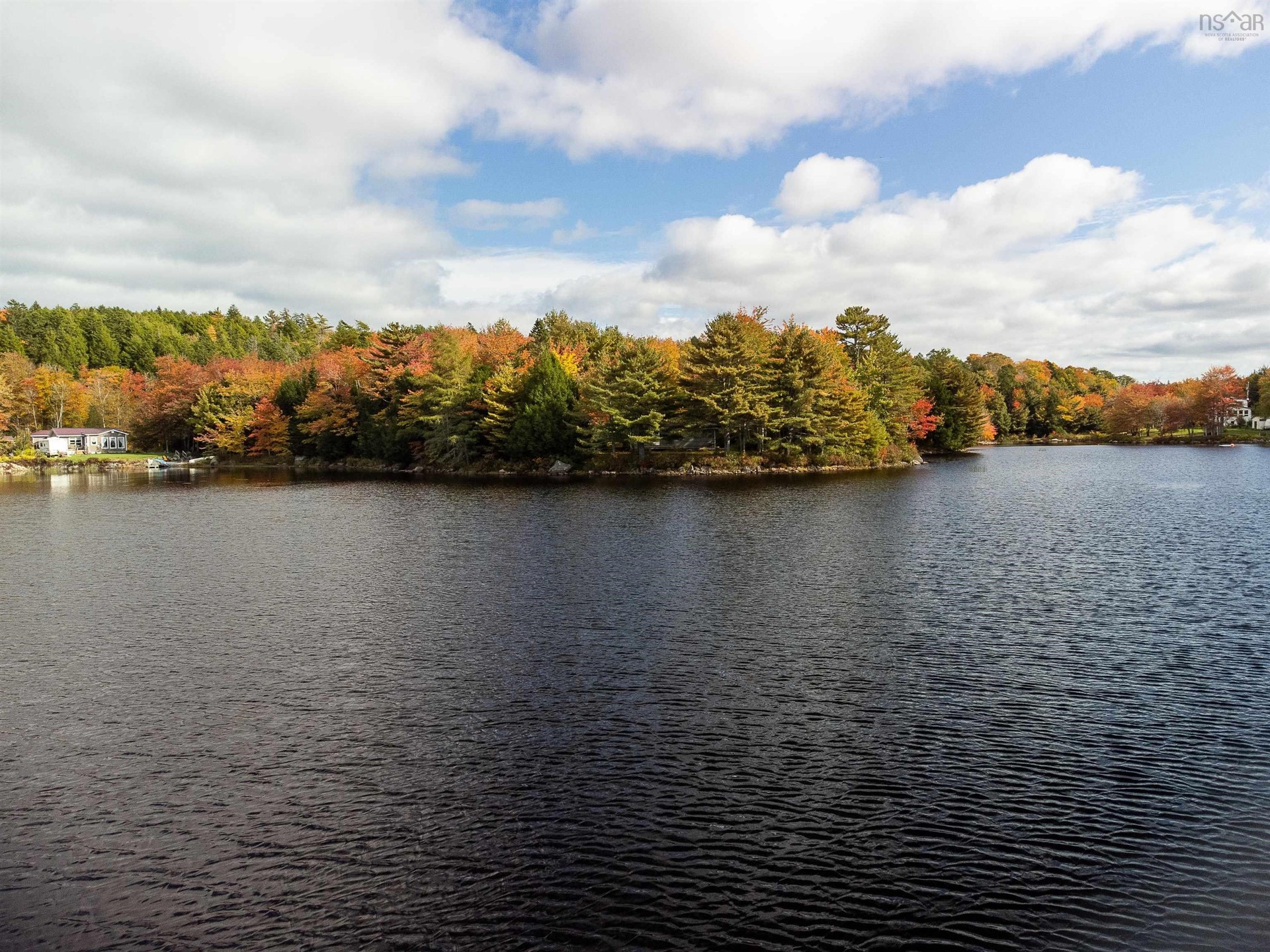 Single-Family in Lake Echo, Nova Scotia