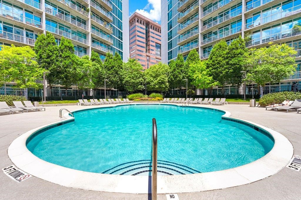 The Plaza Midtown - Apartments in Atlanta, GA