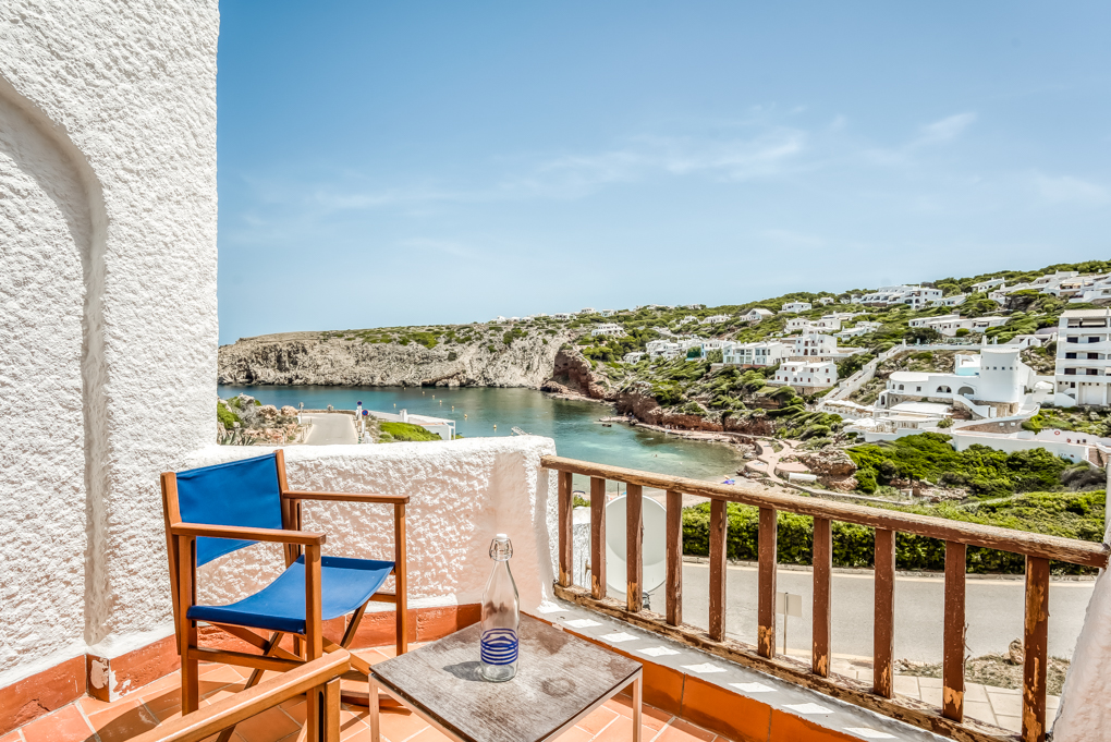 EXCLUSIVE.- Apartamento con vistas al mar en Cala Morell, Menorca