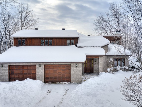 Single-Family in Saint-Eustache, Quebec