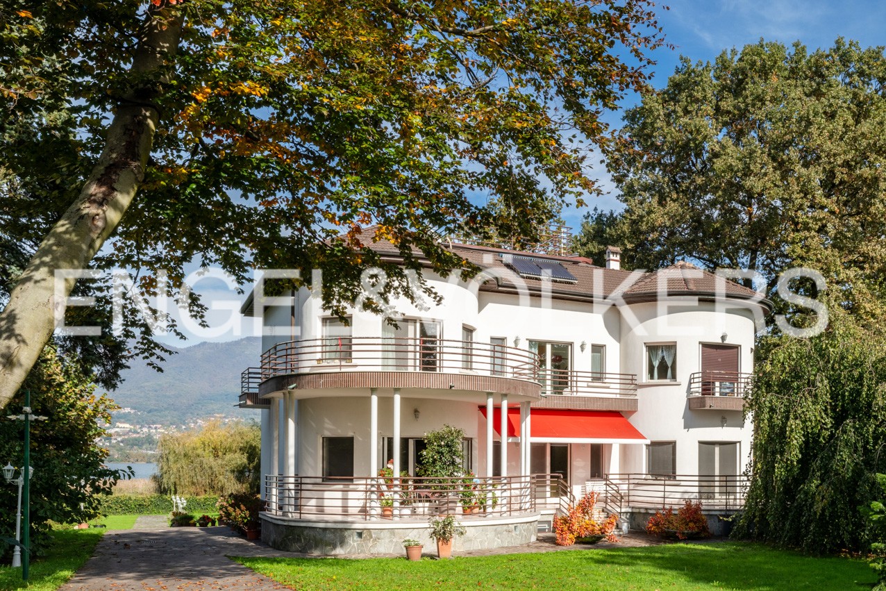 Fabulous villa on Lake Varese