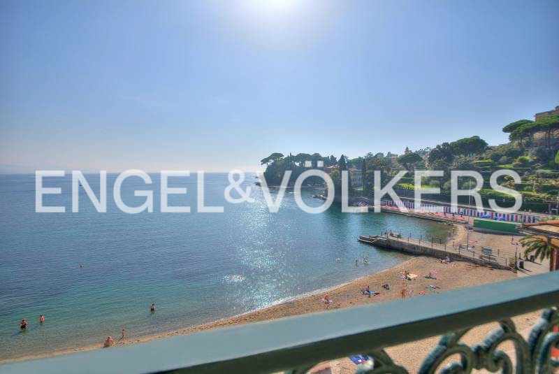 Rent Brand new seafront with terrace