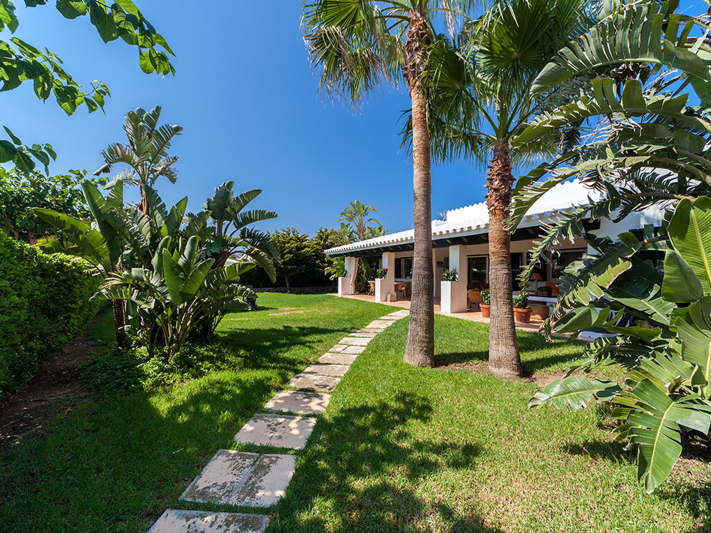 Alquiler vacacional - Villa en Cap den Font con encanto menorquín, Menorca