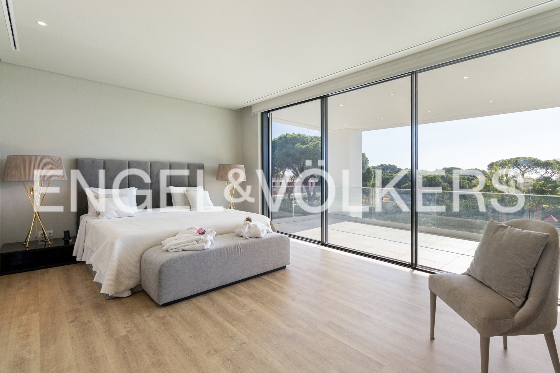 spektakuläre moderne 8-schlafzimmer-villa in vilamoura