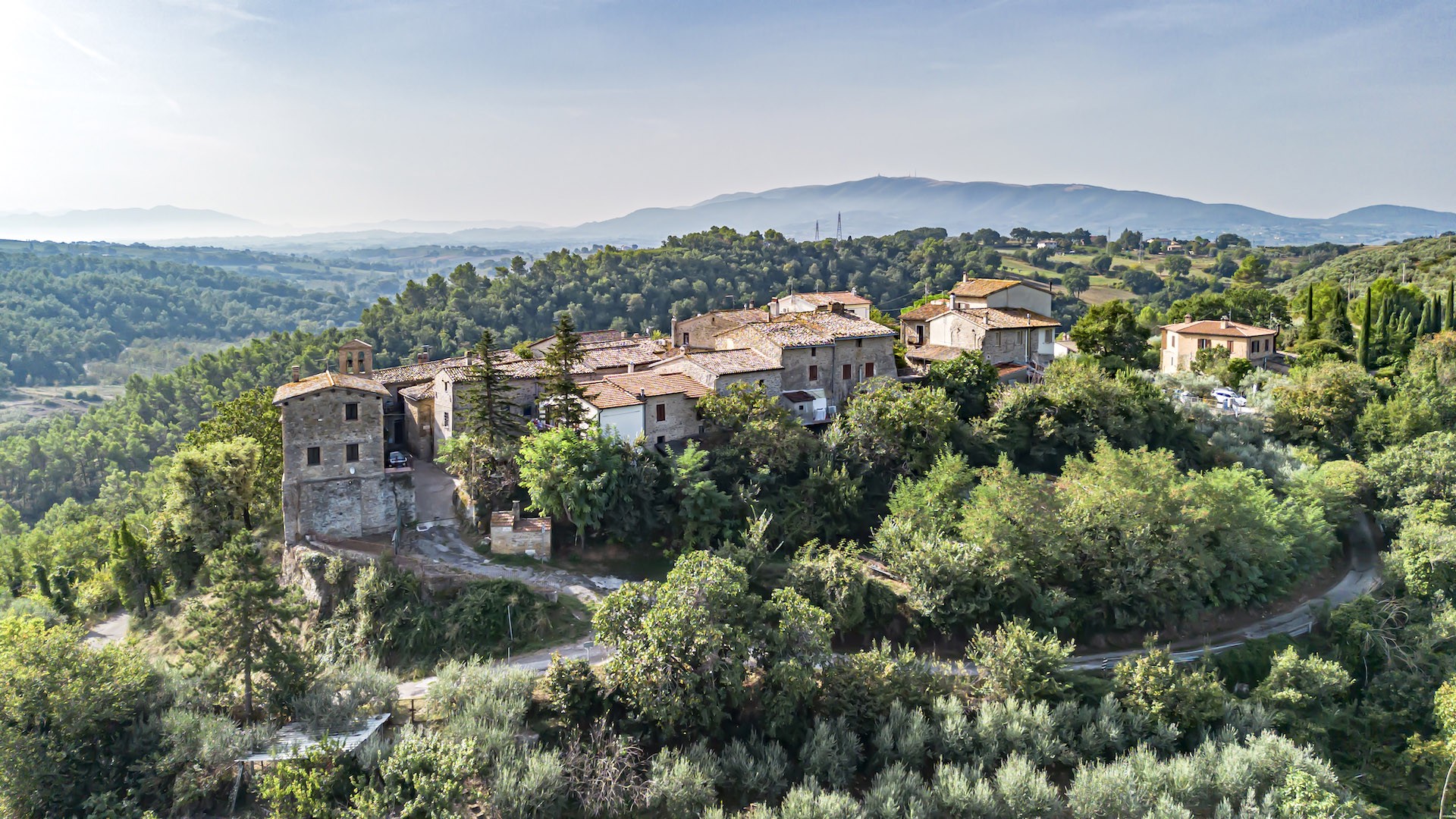 Small, peaceful stonehouse in Umbria