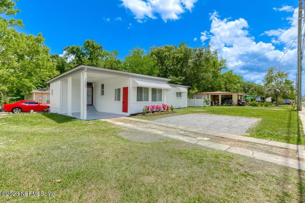 Single-Family in JACKSONVILLE, Florida